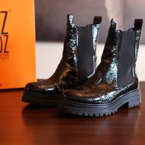 Miz Moos crinkle leather booties